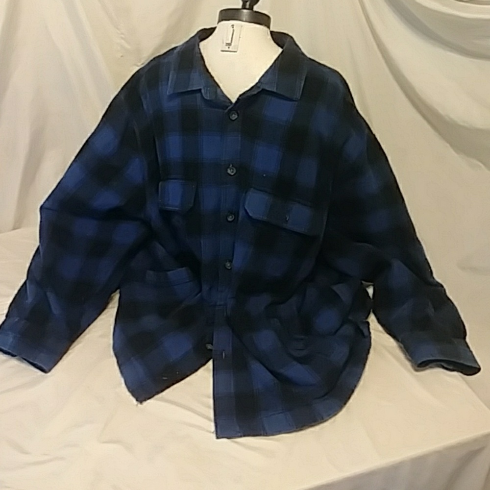 Men or Womens QUILTED PLAID WARM JACKET 💕💕